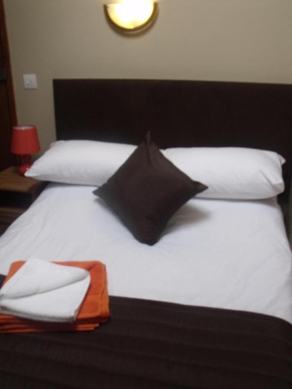 Отель Stag Coach House Carmel Номер фото
