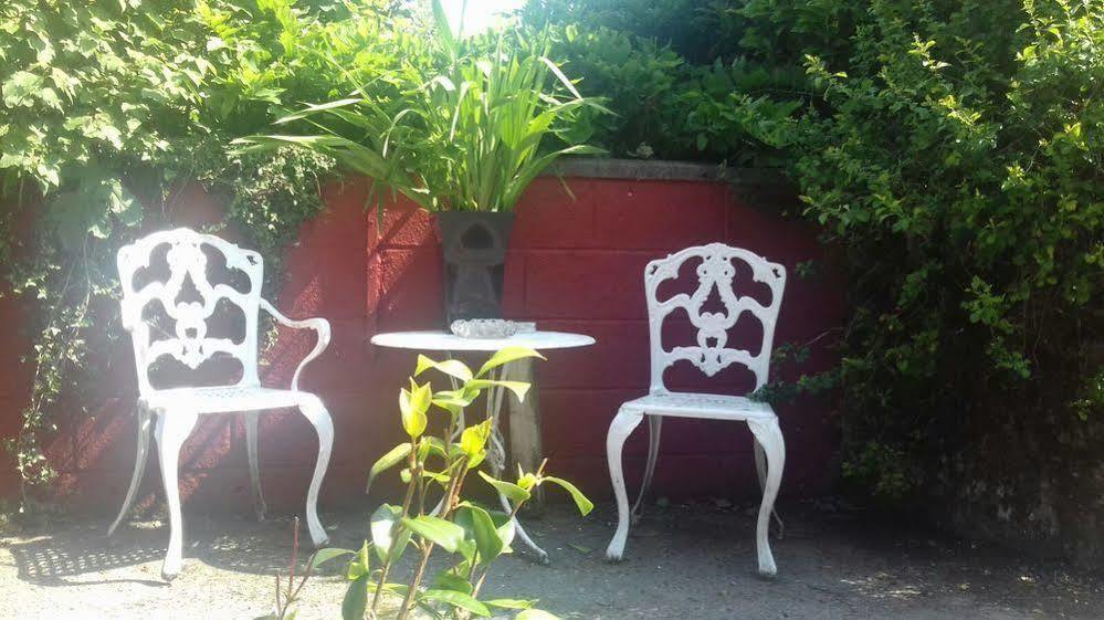 Отель Stag Coach House Carmel Экстерьер фото