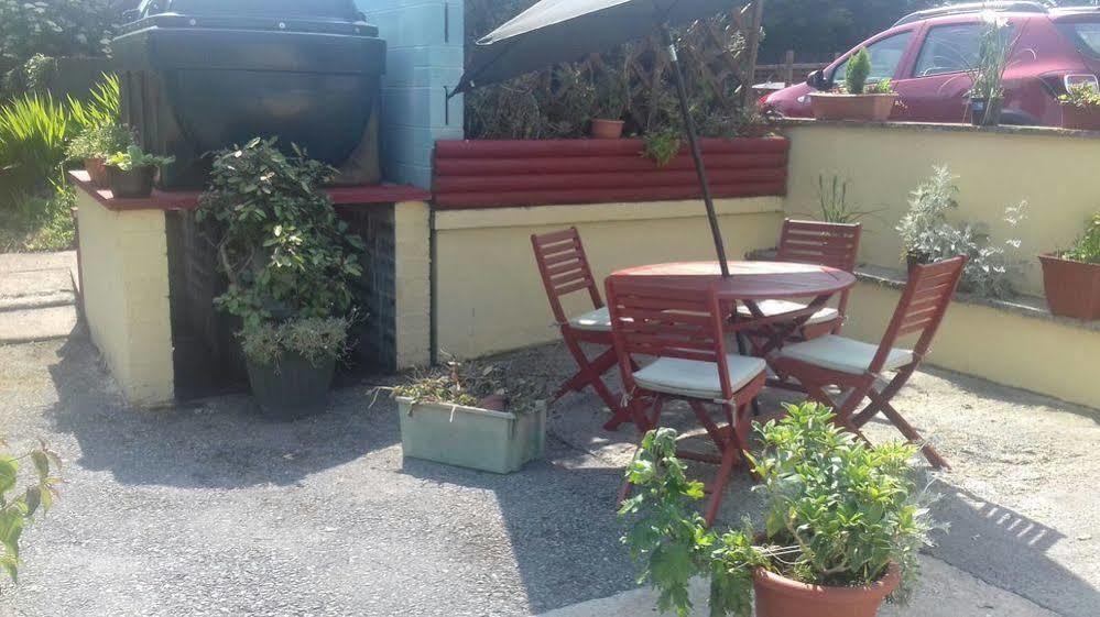 Отель Stag Coach House Carmel Экстерьер фото